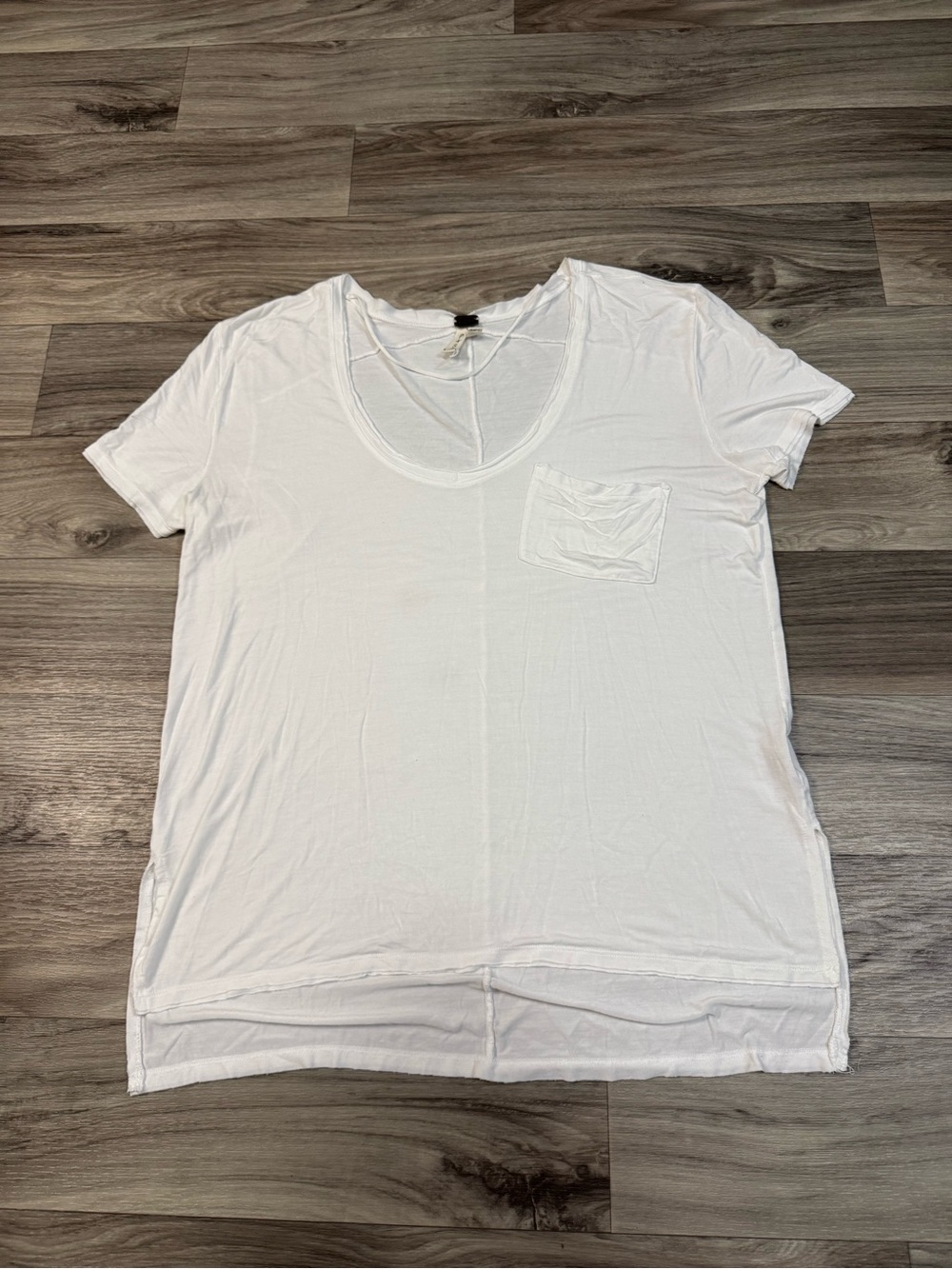 We The Free White Scoop V-Neck Pocket Tee in white Size Small